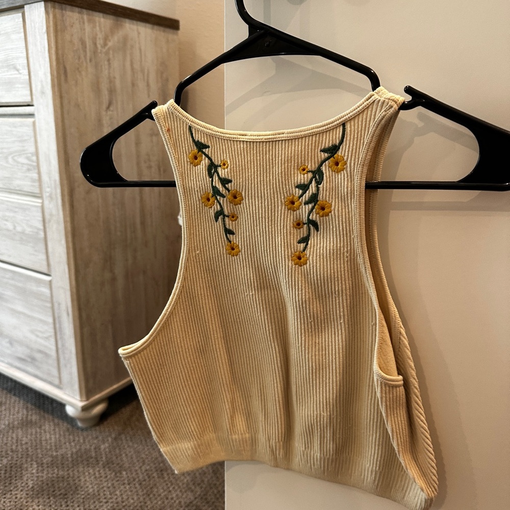 Crop Top - Picture 2 of 2
